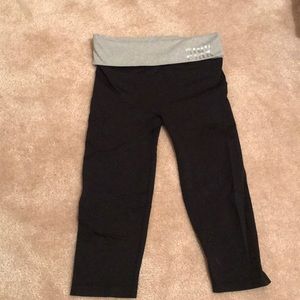 PINK by Victoria’s Secret crop legging
